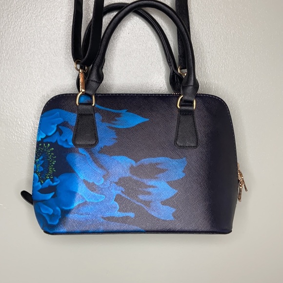 Finon milano  purse - Picture 4 of 8